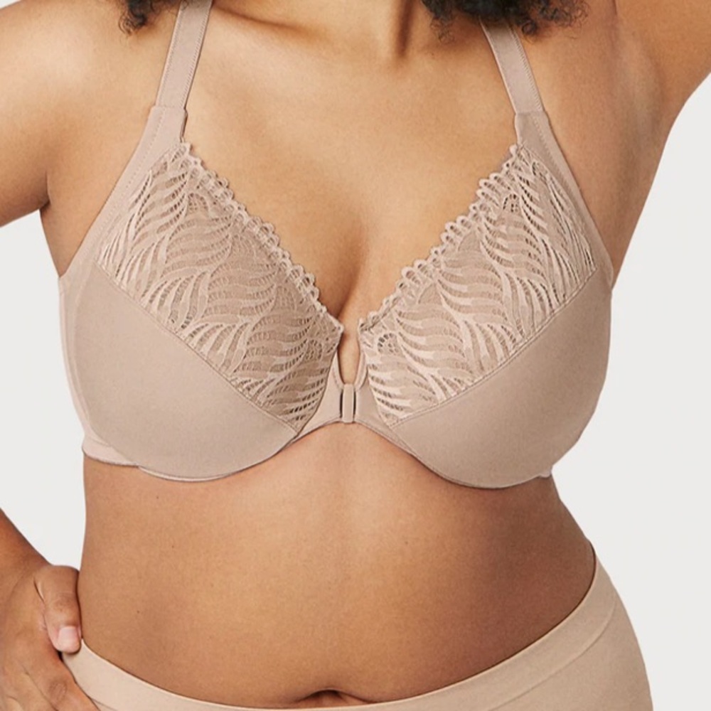 4 Glamorize Front-Closure T-Back WonderWire Bra - 42G